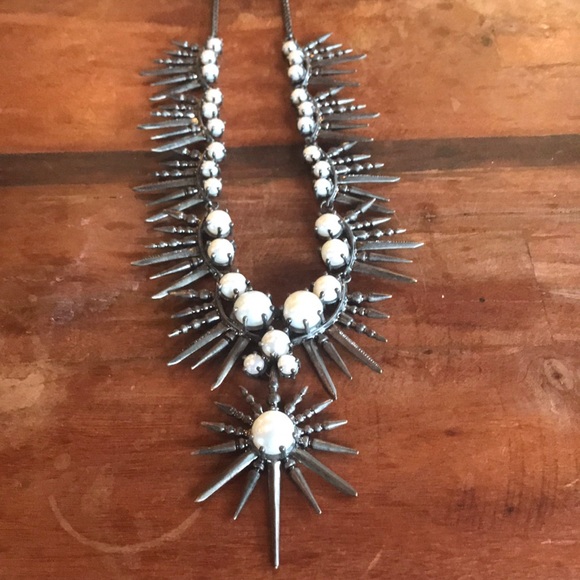 Kendra Scott Valentina Statement Necklace